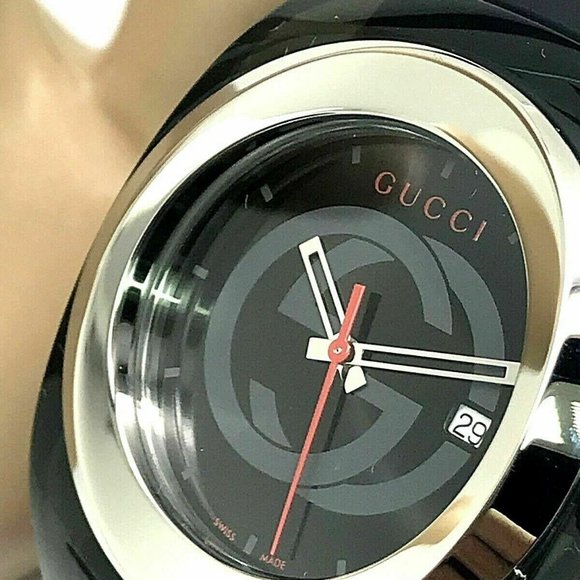 GUCCI SYNC YA137101 Black Rubber Band Men's Watch - Picture 11 of 12